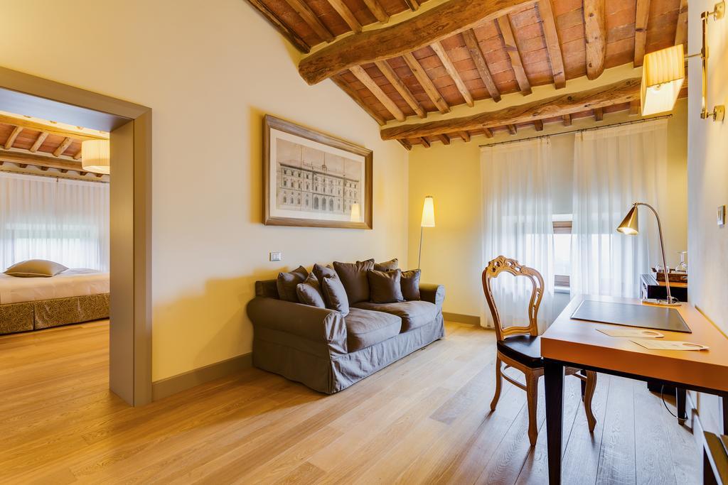 Castello La Leccia Villa คาสเตลลินาอินเคียนติ ภายนอก รูปภาพ