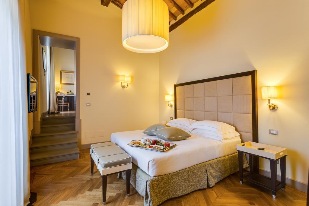 Castello La Leccia Villa คาสเตลลินาอินเคียนติ ภายนอก รูปภาพ