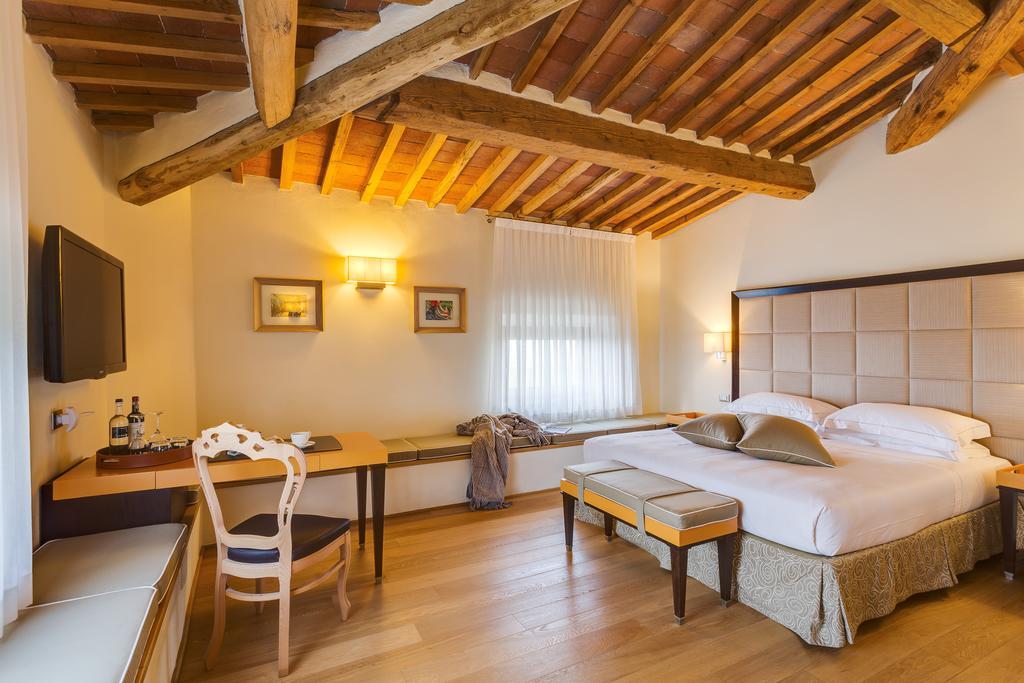 Castello La Leccia Villa คาสเตลลินาอินเคียนติ ภายนอก รูปภาพ